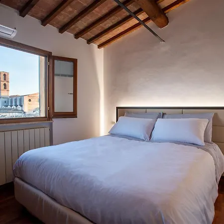 Panoramic - A Due Passi Dal Centro - Italywego Apartamento *