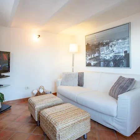 Panoramic - A Due Passi Dal Centro - Italywego