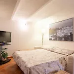 Panoramic - A Due Passi Dal Centro - Italywego Apartmán