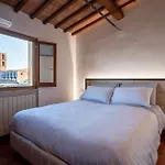 Panoramic - A Due Passi Dal Centro - Italywego Apartmán *