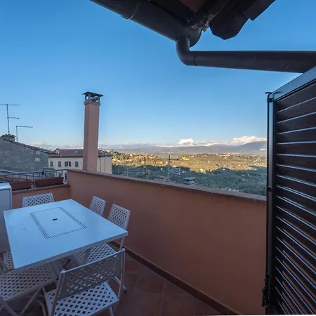 Panoramic - A Due Passi Dal Centro - Italywego Apartment